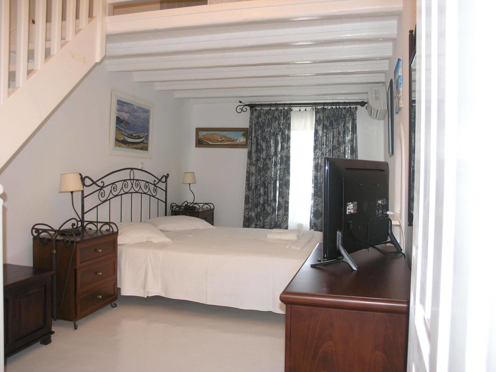 Peter'S Arhontiko Apartment Mykonos Town ภายนอก รูปภาพ